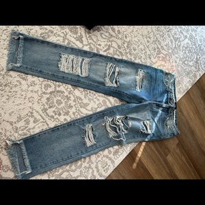 Vici ripped women’s jeans